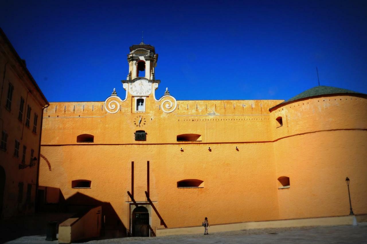 Casa Lochje Au Coeur De La Citadelle Lägenhet Bastia  Exteriör bild